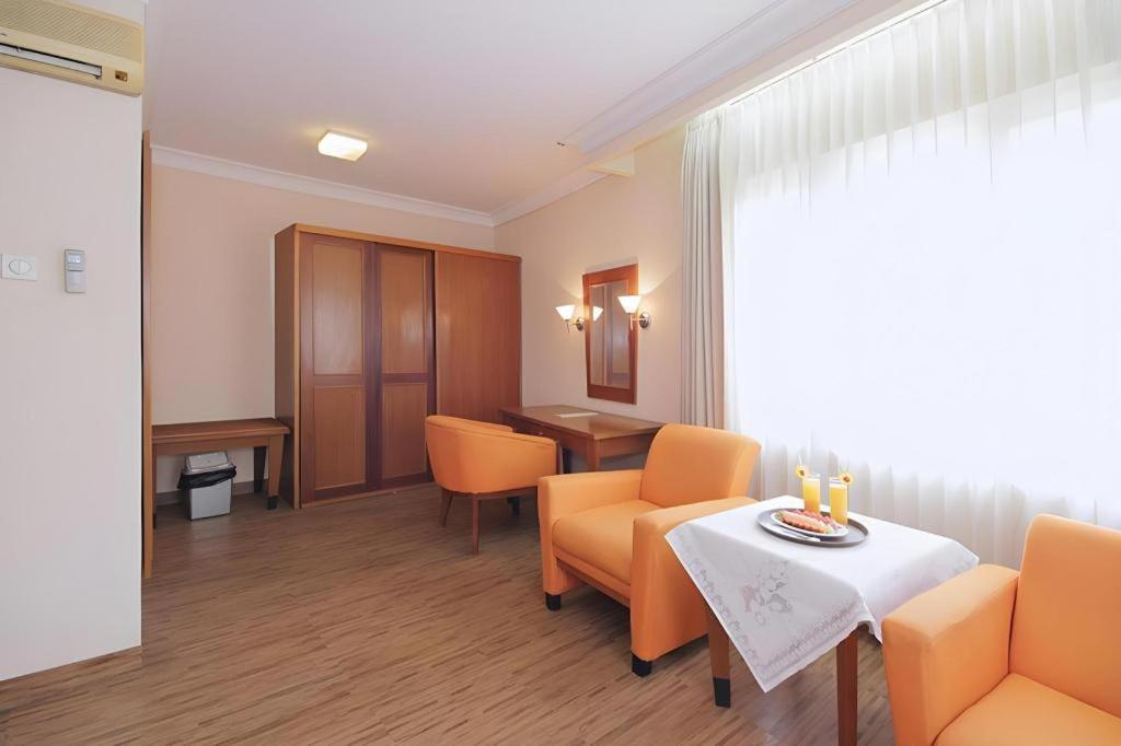 Nalendra Hotel Bandung Eksteriør billede