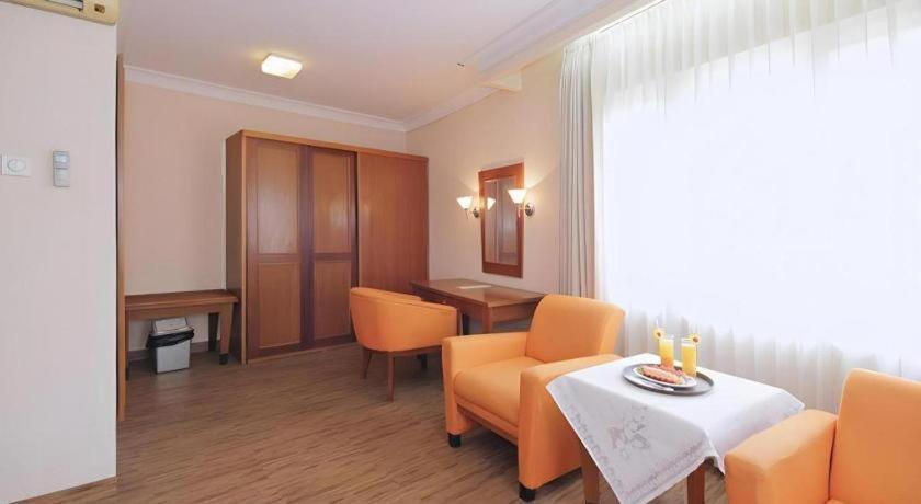 Nalendra Hotel Bandung Eksteriør billede